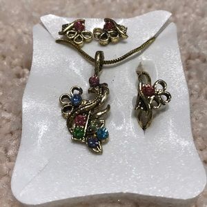 Beautiful Necklace earring and ring set